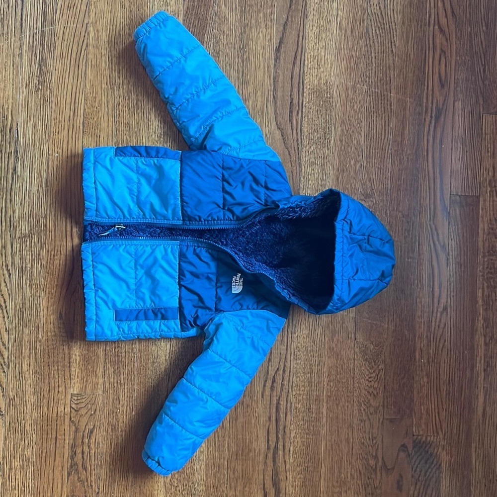 The North Face Reversible Boy Jacket- size 3T